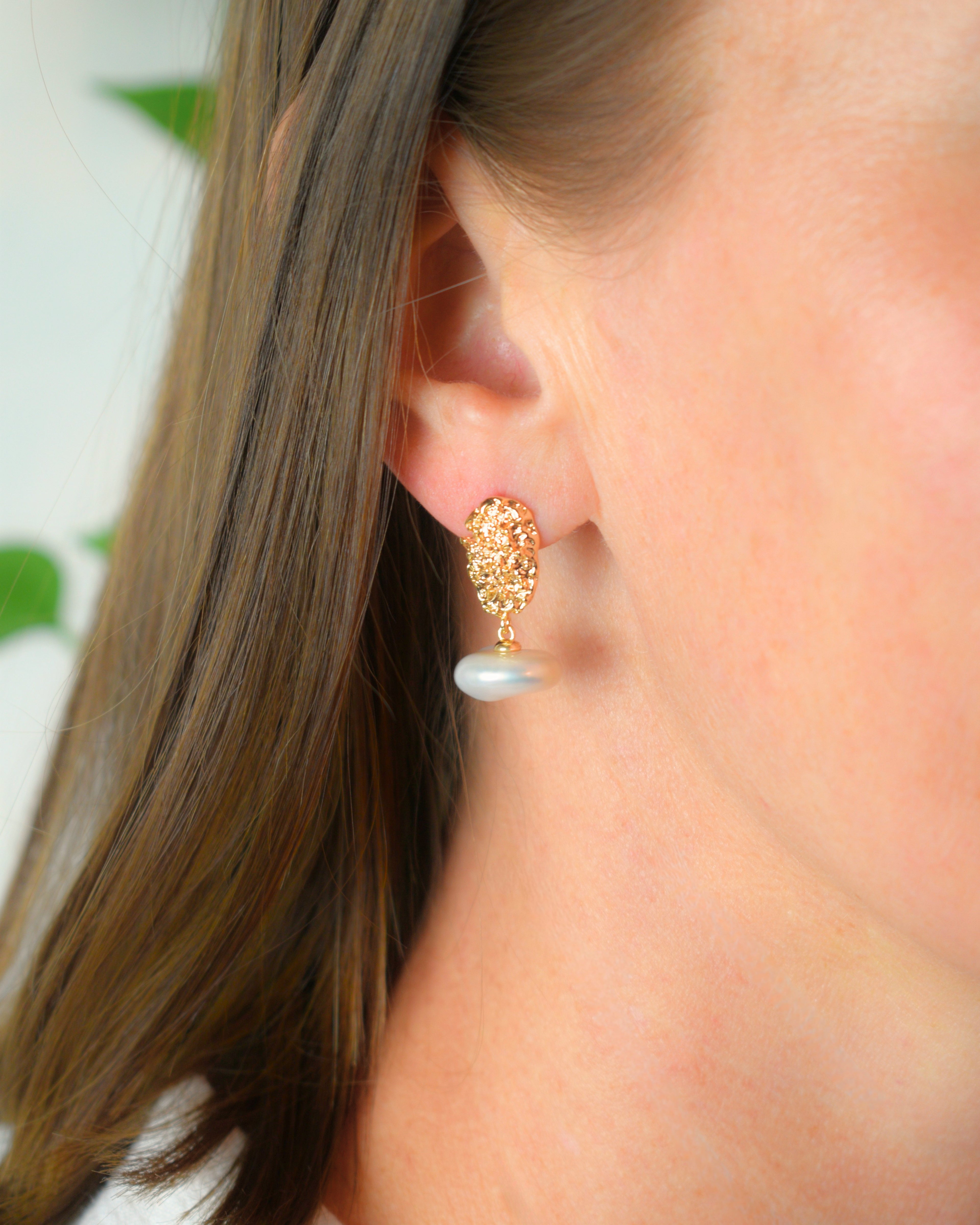 Sun Glint Pearl Earrings