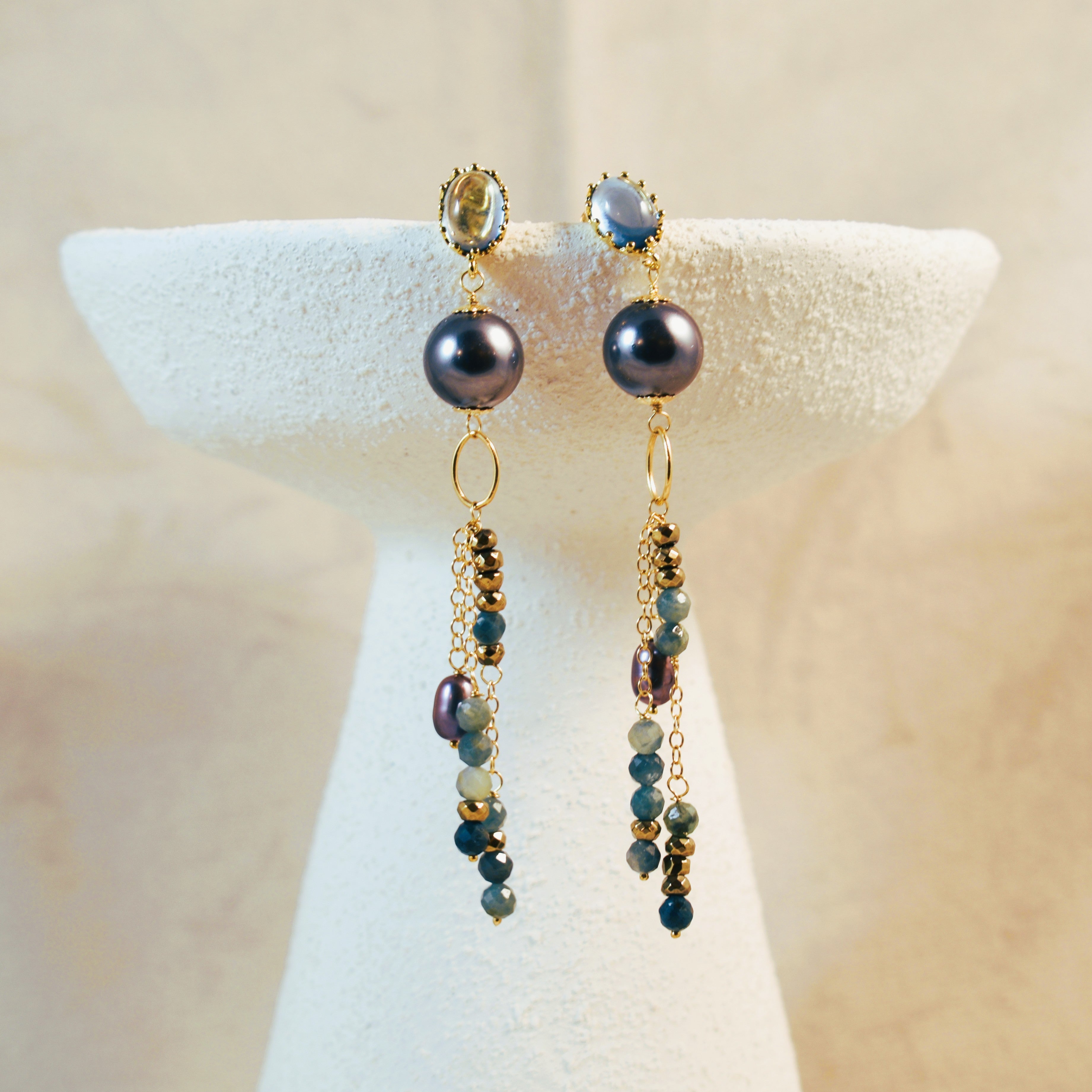 Moody Seas Black Shell Post Earrings