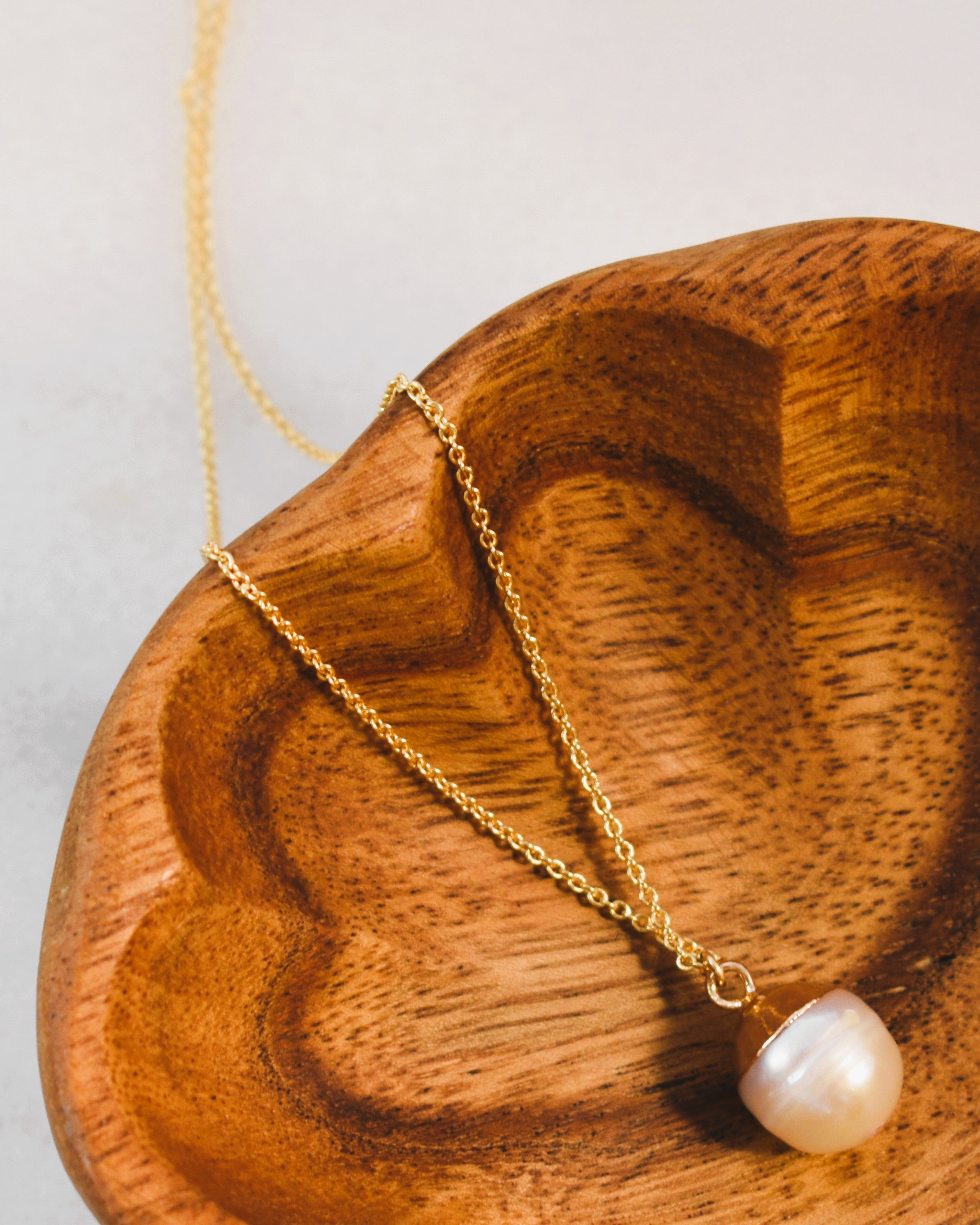 Freshwater Pearl Pendant Charm Necklace