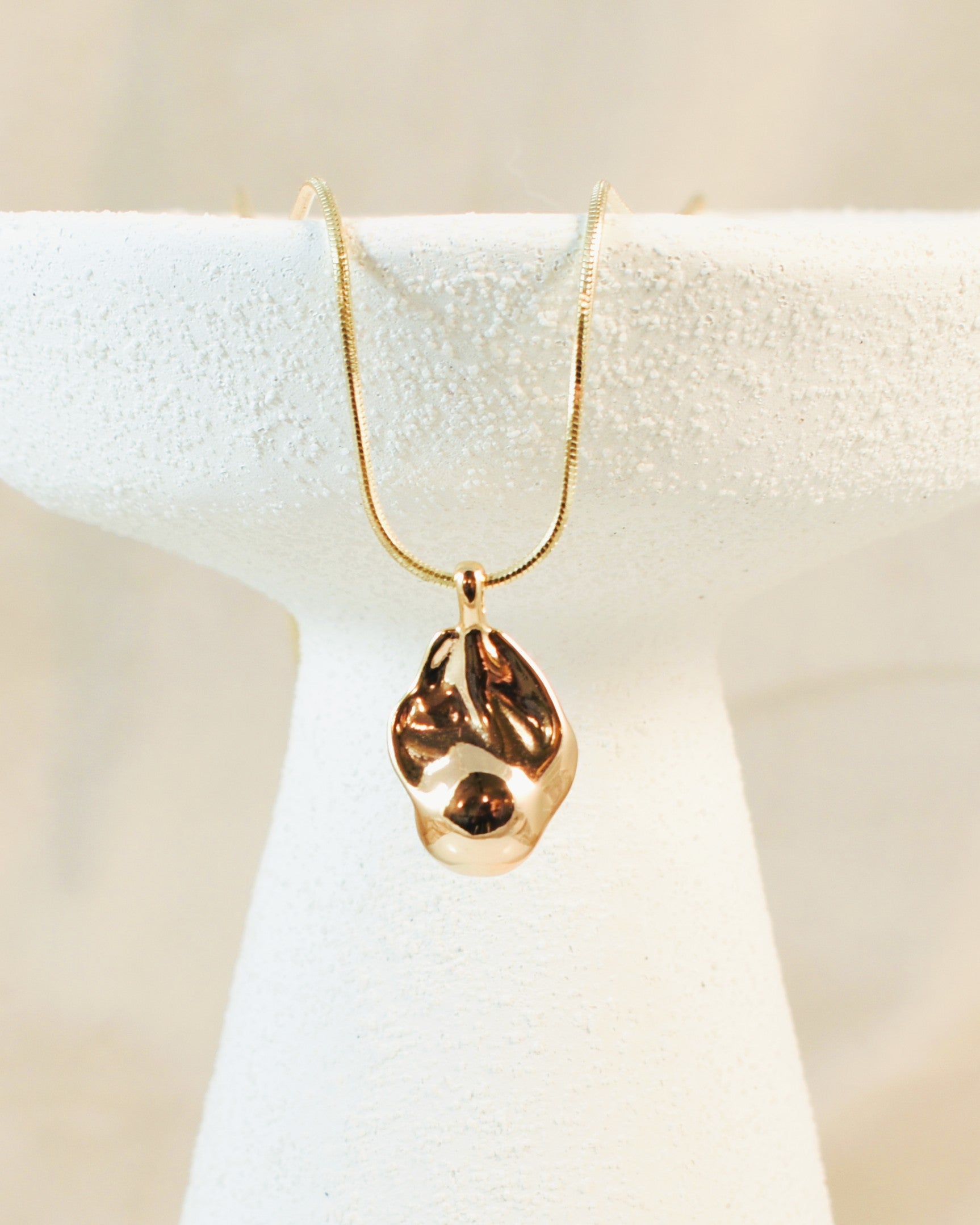 Golden Abstract Baroque Pearl Necklace