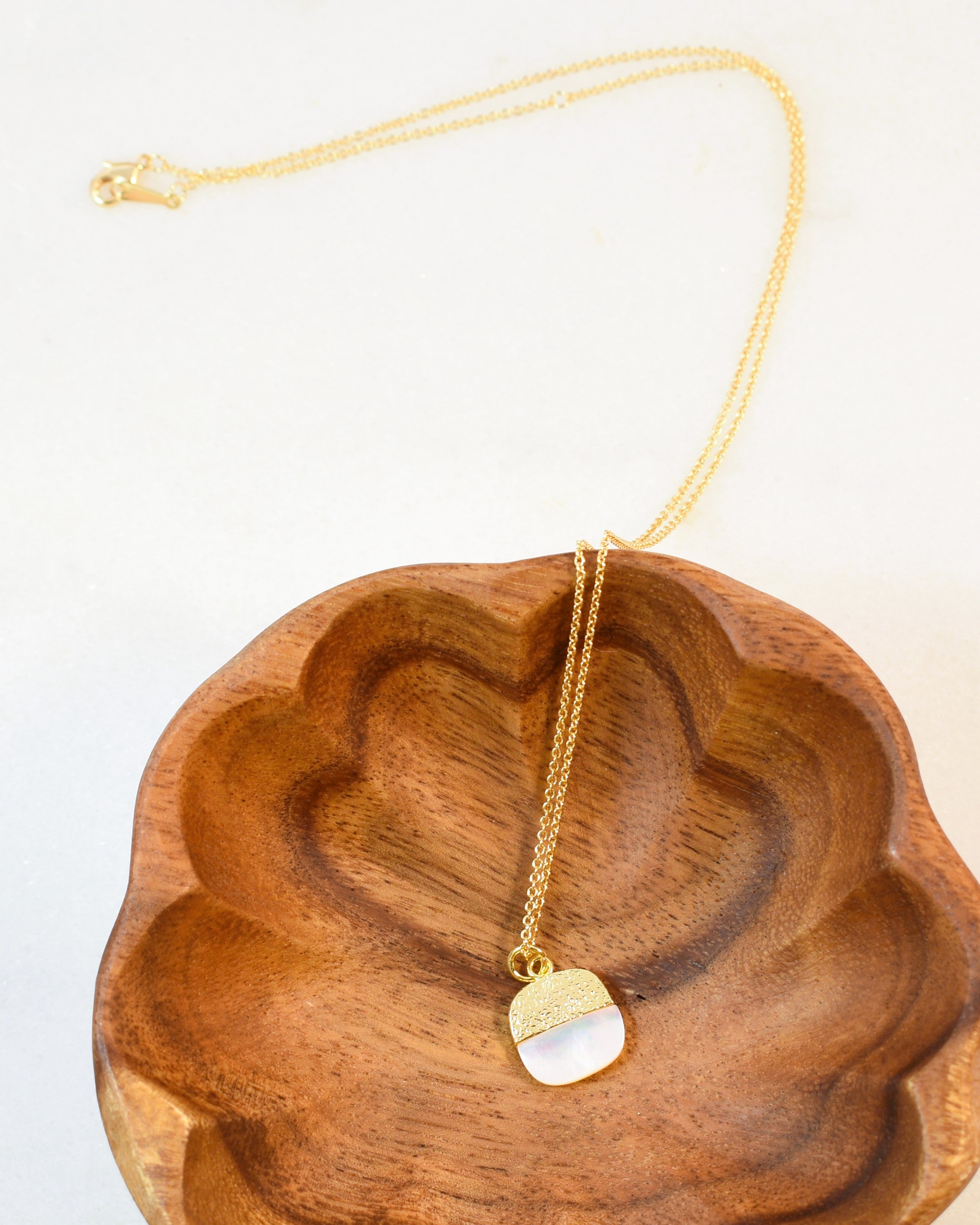 Golden Shell Necklace