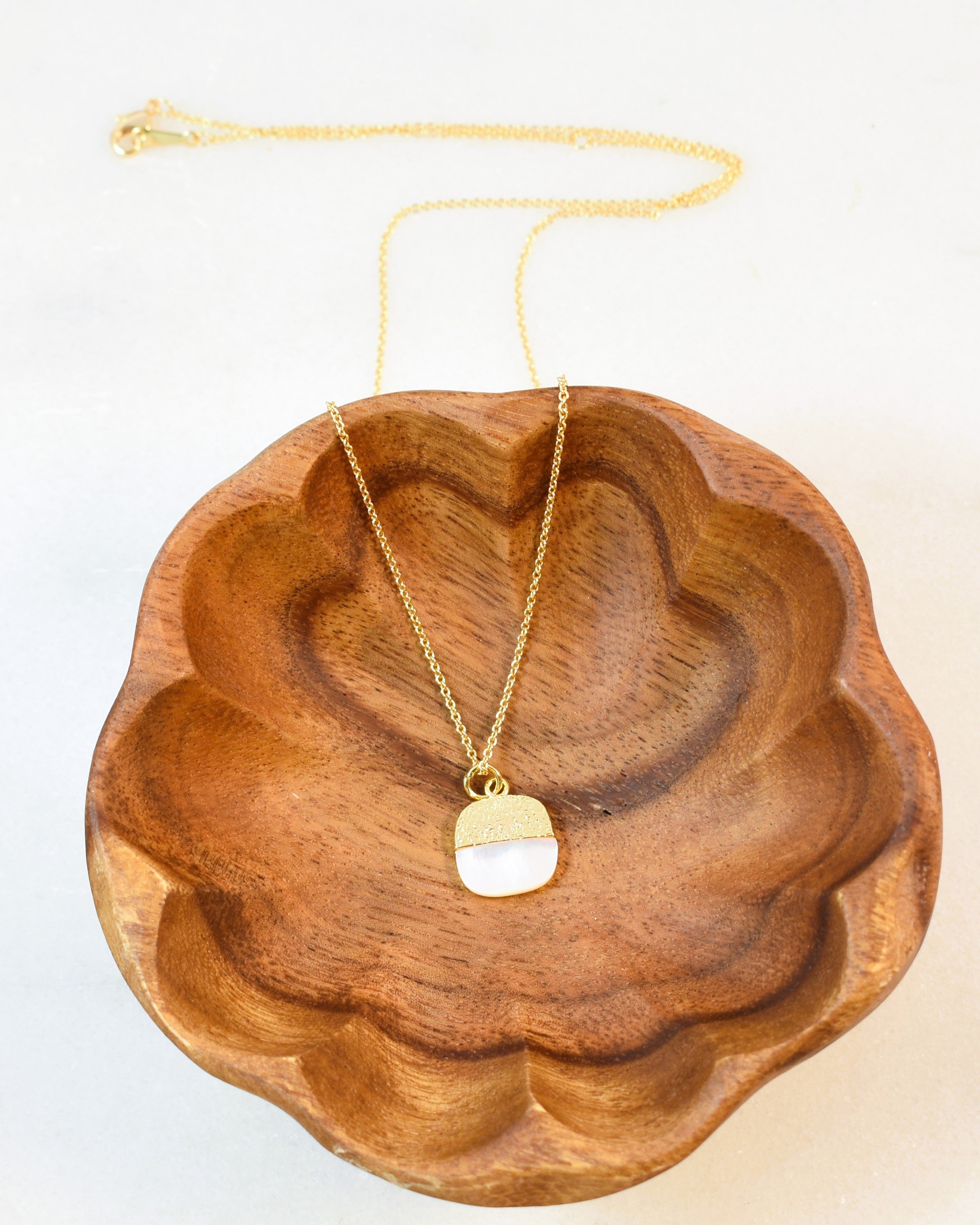 Golden Shell Necklace