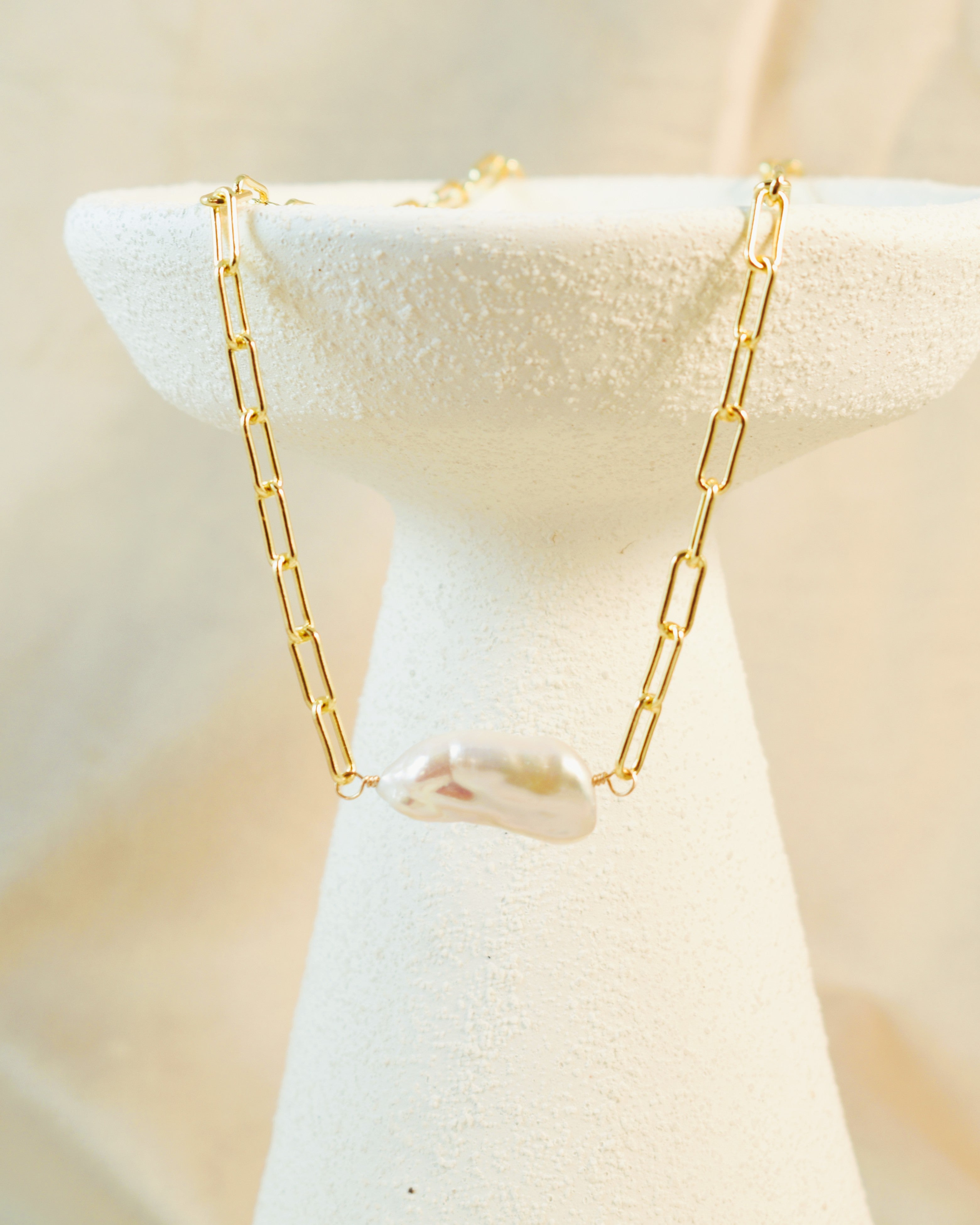 Pearl Station Paperclip Chain Necklace